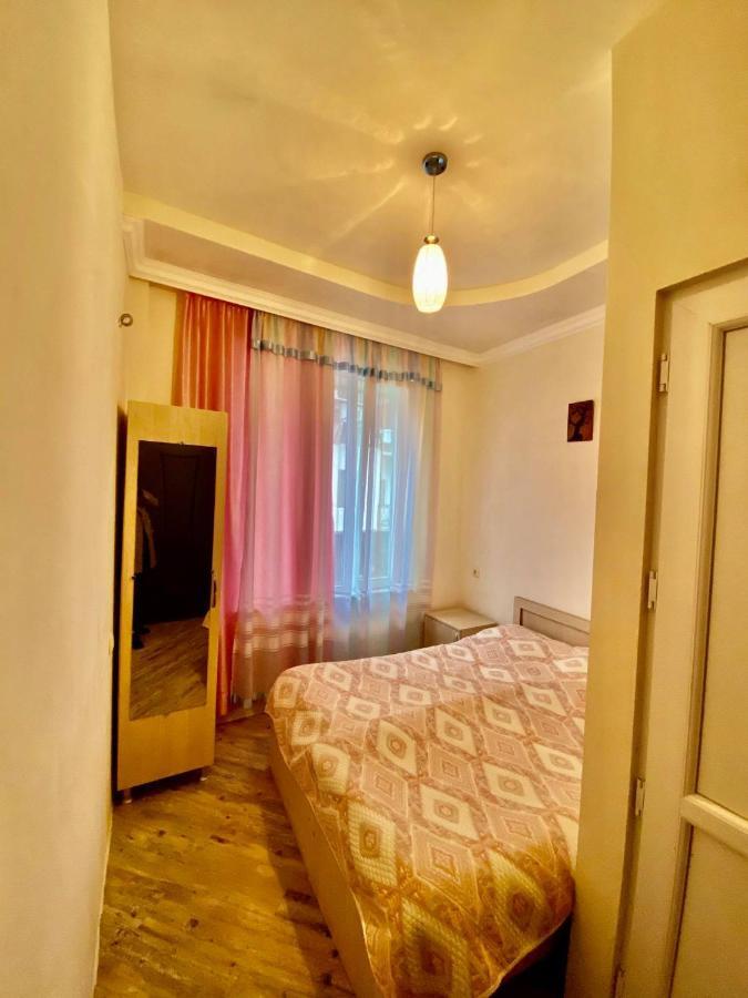 Anna Hostel 코불레티 외부 사진