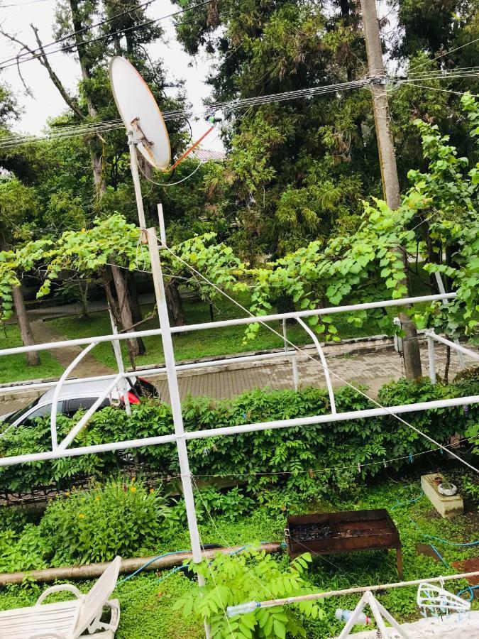 Anna Hostel 코불레티 외부 사진